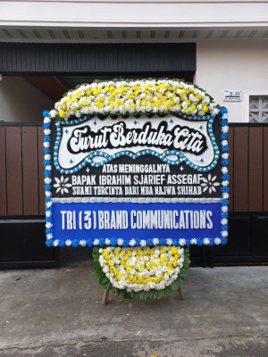 Papan Bunga Duka di Winangun Satu